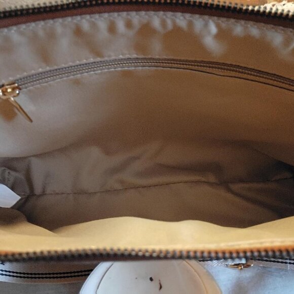 U.S. Polo Assn Womens Madison Avenue Crossbody Bag - Picture 6 of 8